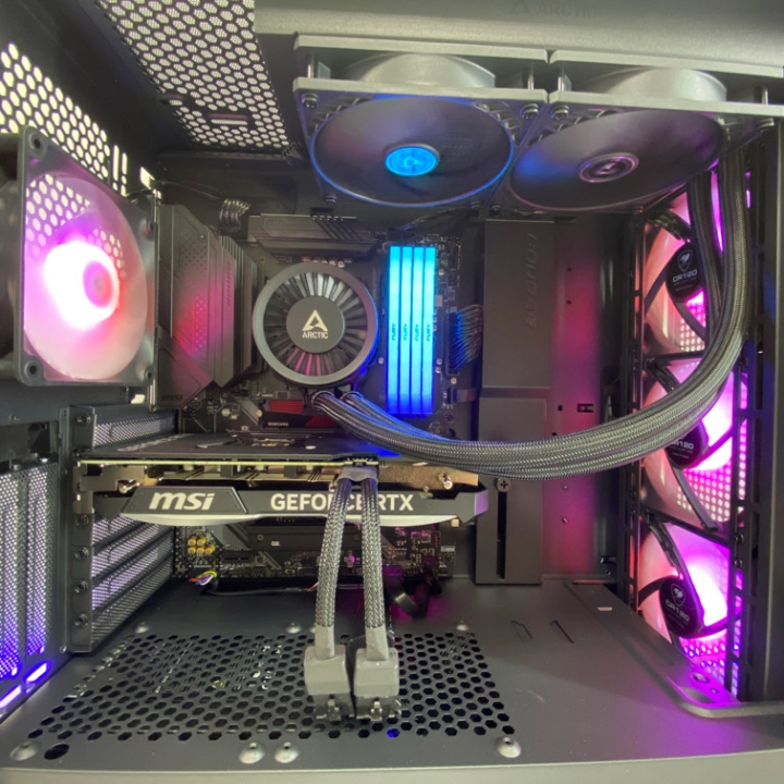 Cougar Airface Pro RGB Black