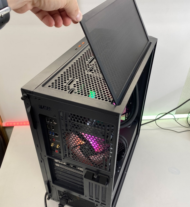 Cougar Airface Pro RGB Black