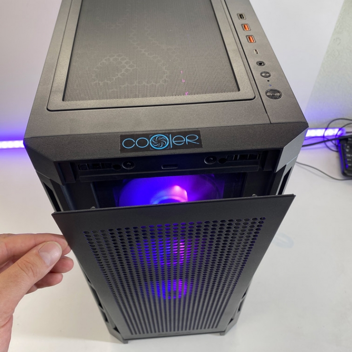 Cougar Airface Pro RGB Black