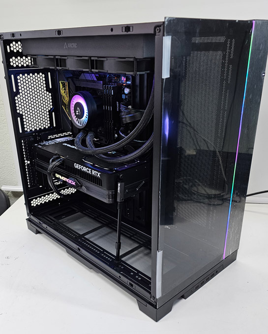 LIAN LI O11 Dynamic EVO XL