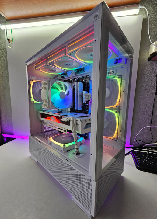 Montech SKY TWO White