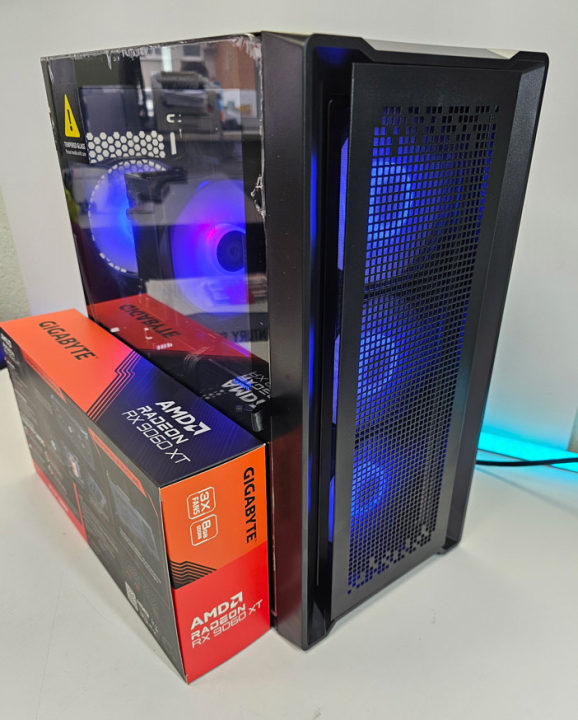 Корпус Powercase ByteFlow Micro Black