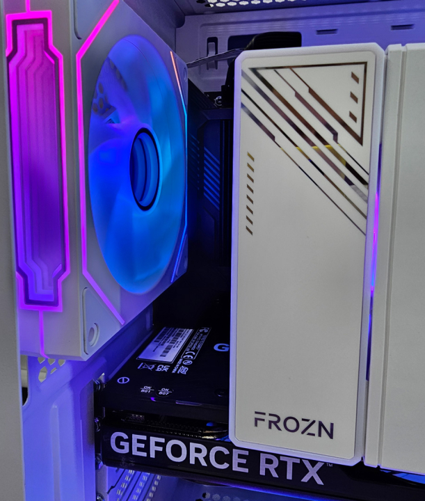 Ocypus Iota C70 ARGB White