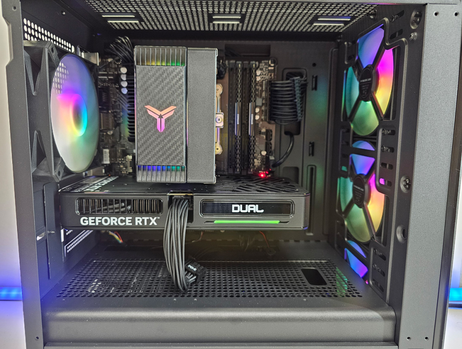 Powercase Mistral Micro C4B ARGB Black