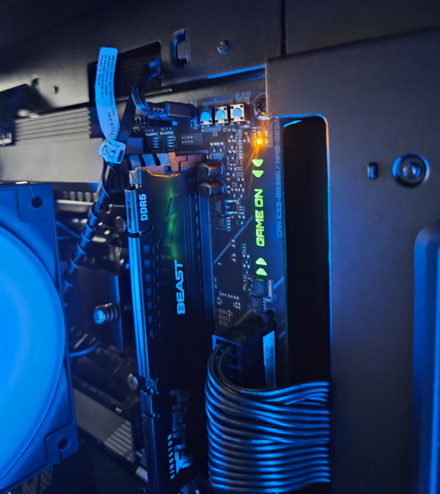 LIAN LI LanCool 207RX Black