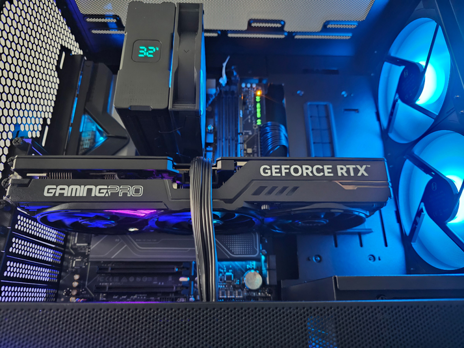 LIAN LI LanCool 207RX Black