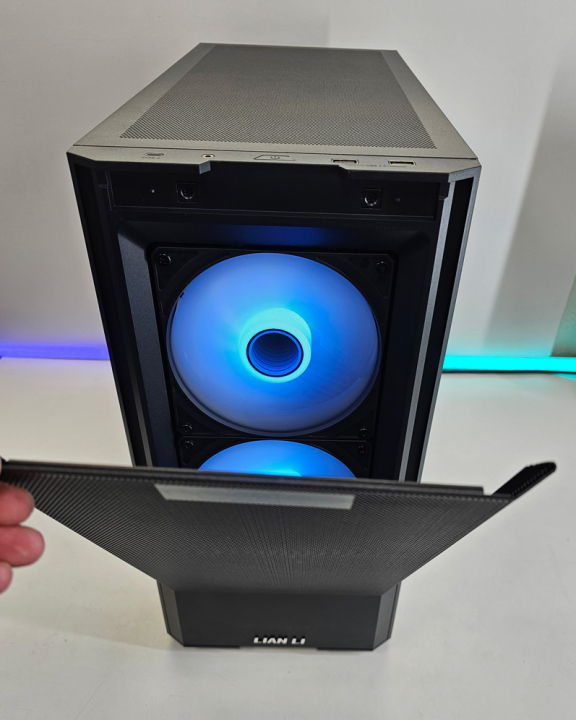 LIAN LI LanCool 207RX Black